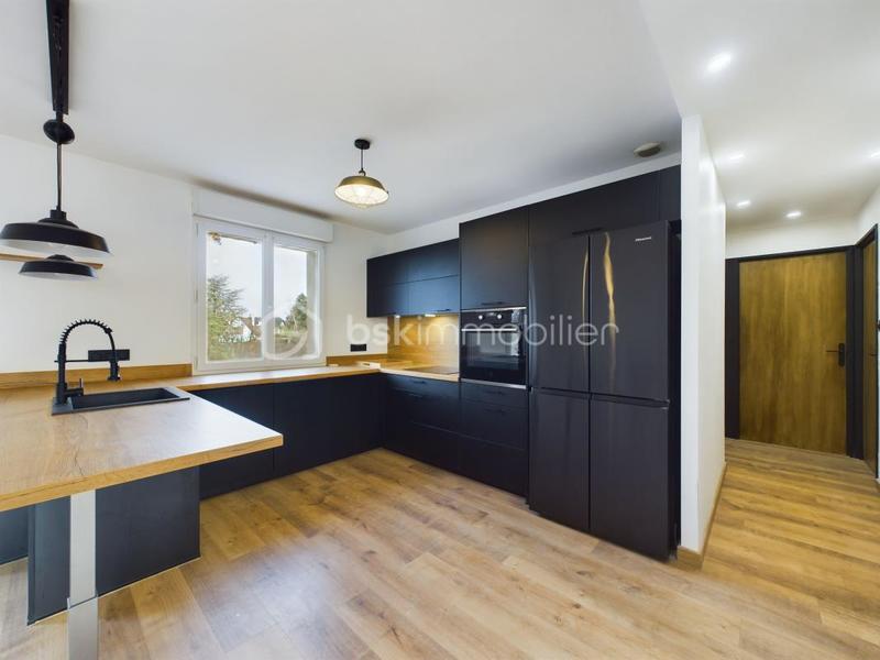 Maison - 136 m² - 7 pièces