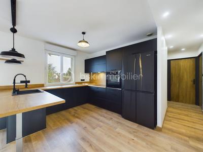 Maison - 136 m² - 7 pièces