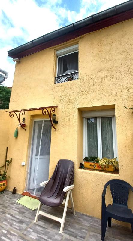 Maison - 90 m² - 5 pièces