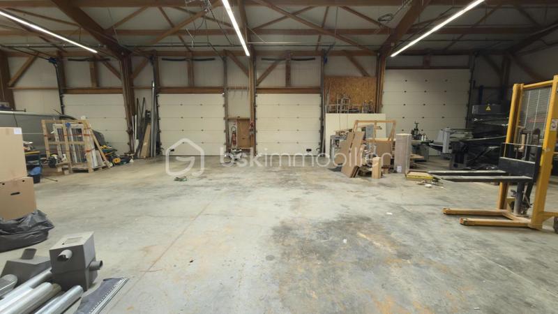 Atelier d'activités - 514 m² - 5 pièces