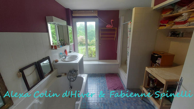 Maison - 177 m² - 7 pièces