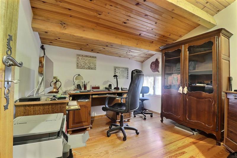 Maison - 163 m² - 8 pièces