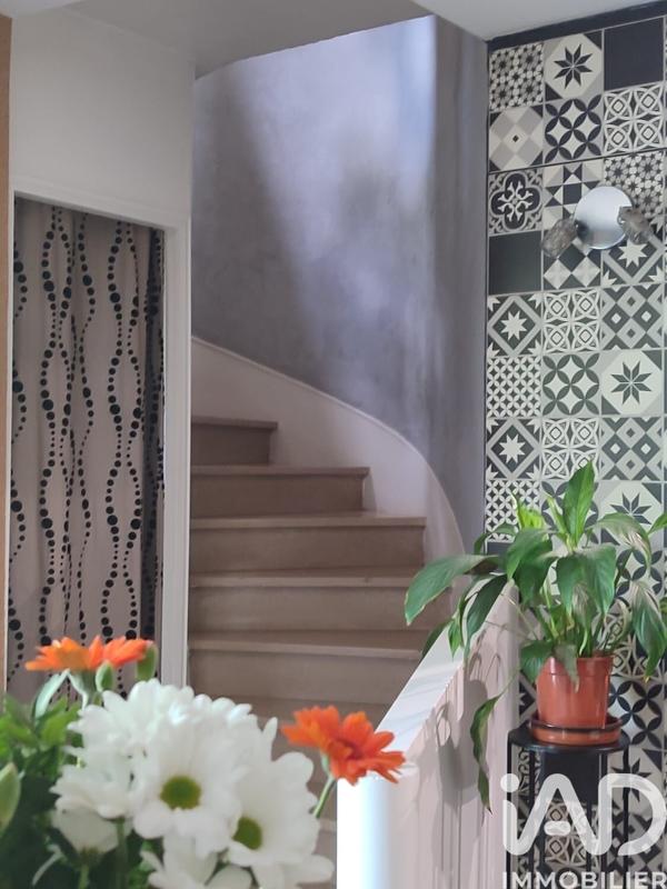 Maison - 140 m² - 5 pièces