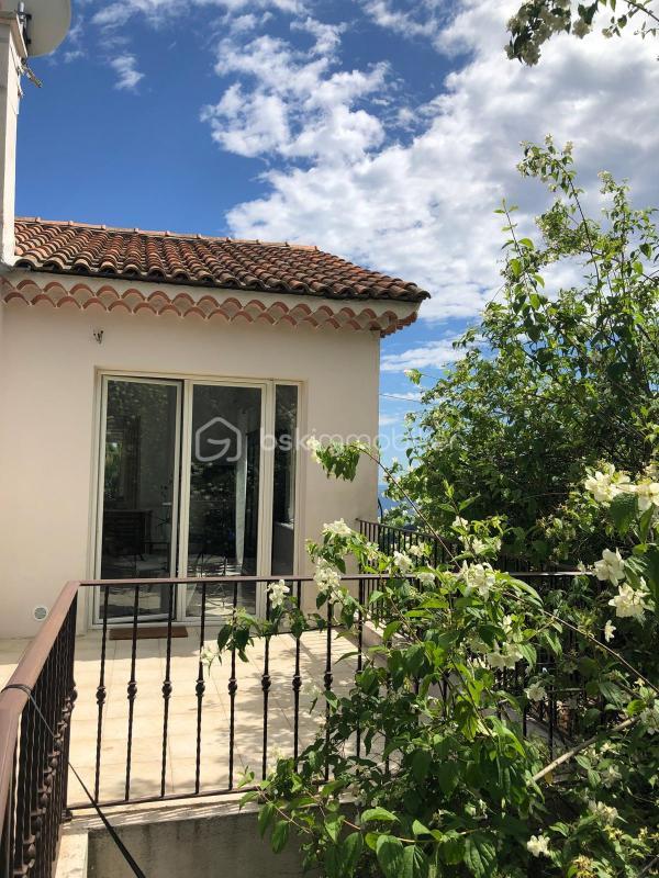 Villa - 178 m² - 6 pièces