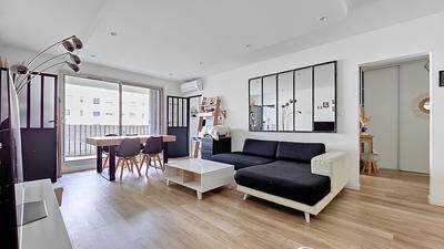 Appartement - 90 m² - 5 pièces