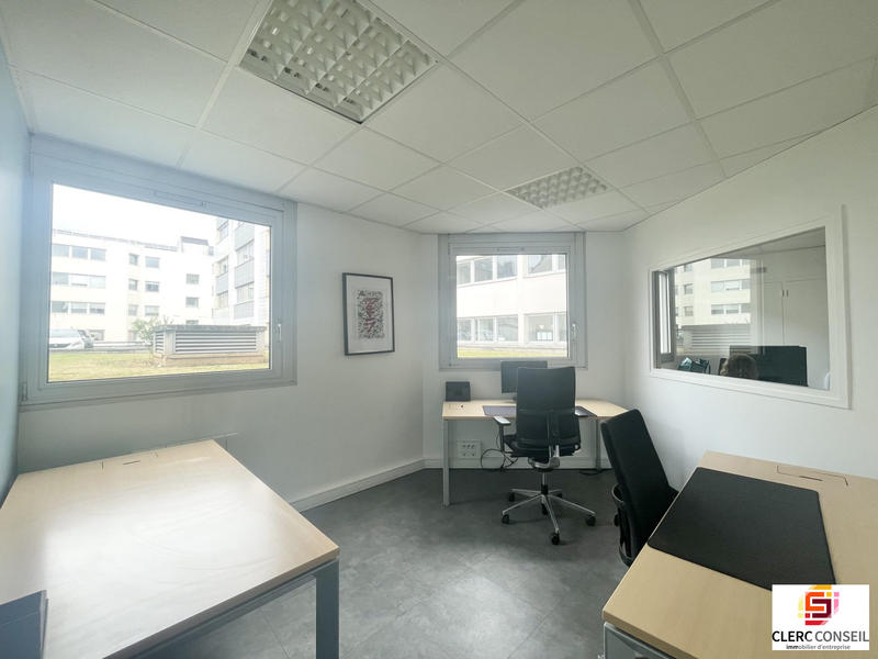 Bureau - 133 m²