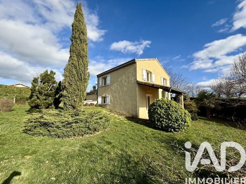 Maison - 97 m² - 5 pièces