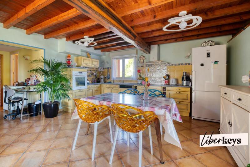 Longère - 340 m² - 10 pièces