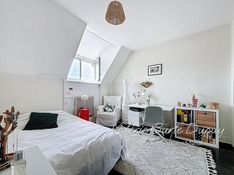 Maison - 184 m² - 7 pièces