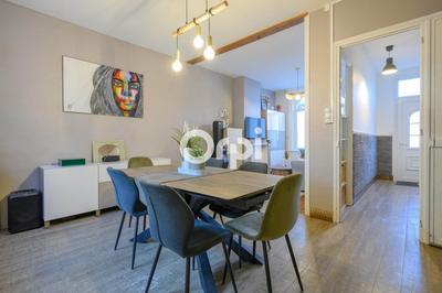 Maison - 105 m² - 5 pièces