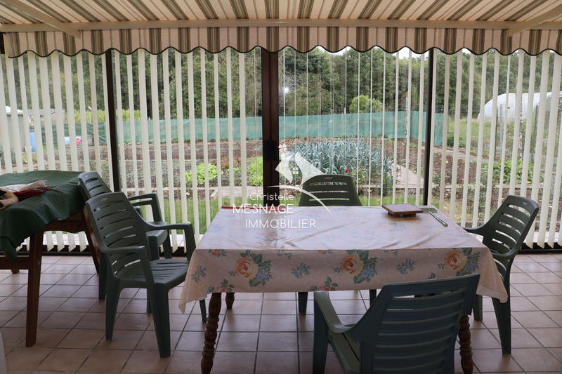 Maison - 180 m² - 8 pièces