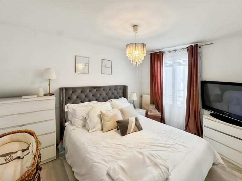 Maison - 87 m² - 4 pièces