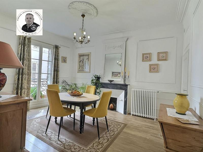 Appartement - 120 m² - 5 pièces