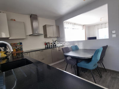 Maison contemporaine - 121 m² - 5 pièces