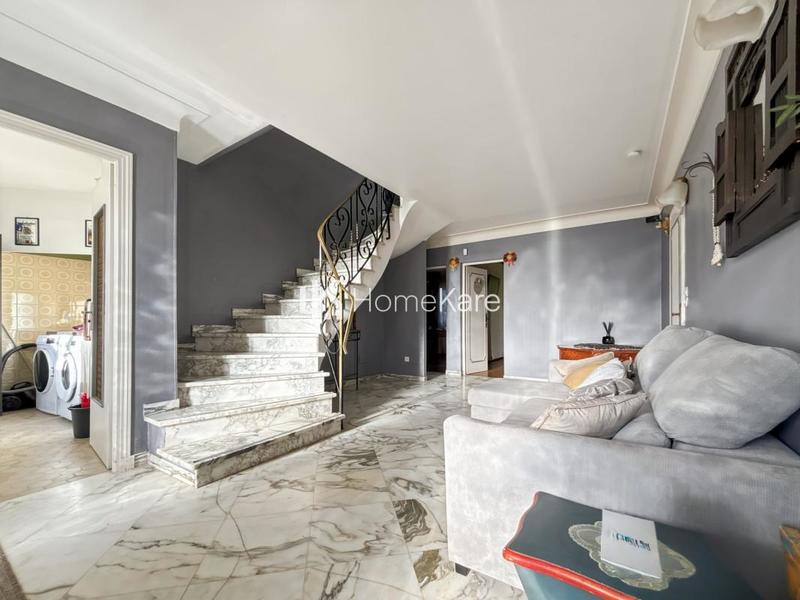 Maison - 155 m² - 5 pièces