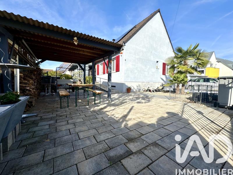 Maison - 94 m² - 4 pièces
