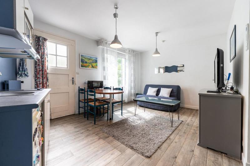 Maison - 202 m² - 6 pièces