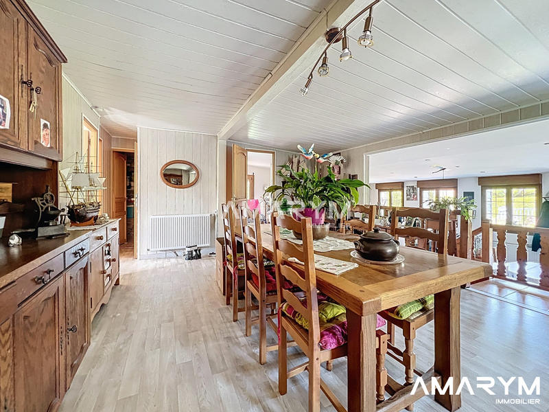 Maison - 93 m² - 6 pièces