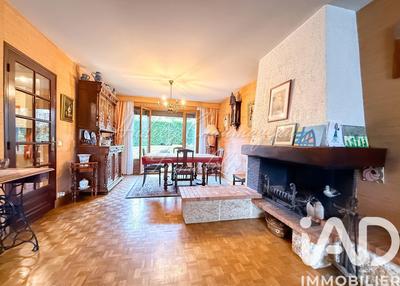 Maison - 123 m² - 7 pièces