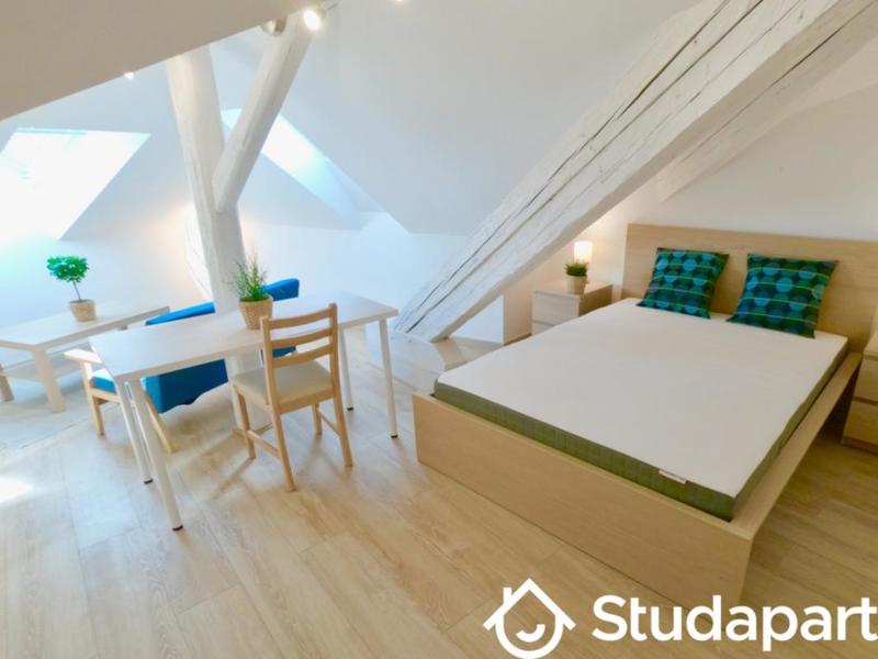 Chambre - 25 m² - 1 pièce