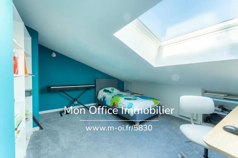 Maison - 178 m² - 7 pièces