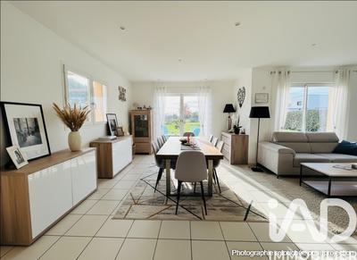 Maison - 115 m² - 6 pièces