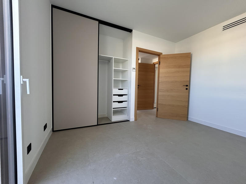 Appartement - 97 m² - 5 pièces