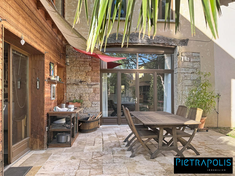 Maison - 170 m² - 6 pièces