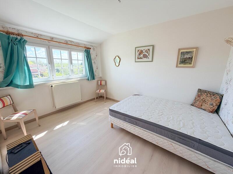 Maison - 97 m² - 5 pièces