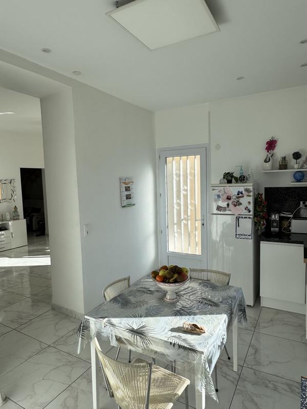 Maison - 137 m² - 5 pièces