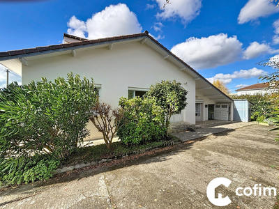 Maison - 108 m² - 7 pièces