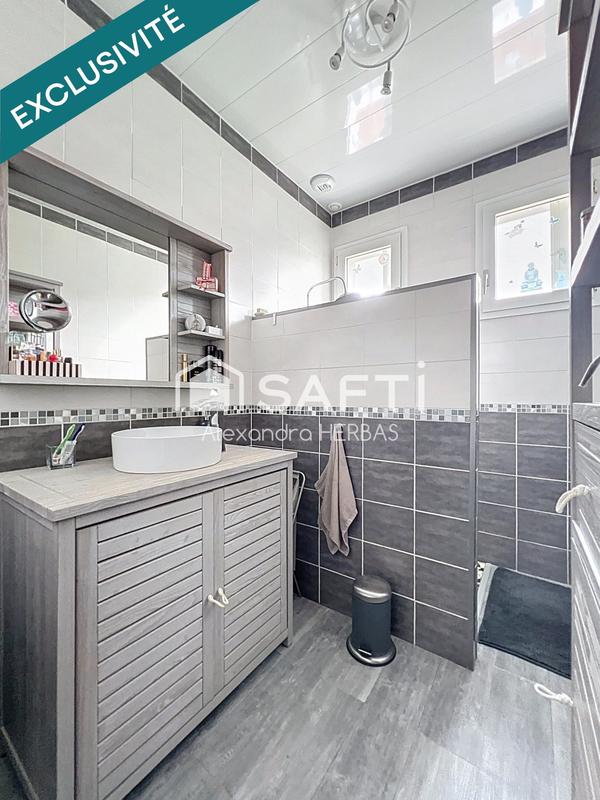 Maison - 93 m² - 4 pièces