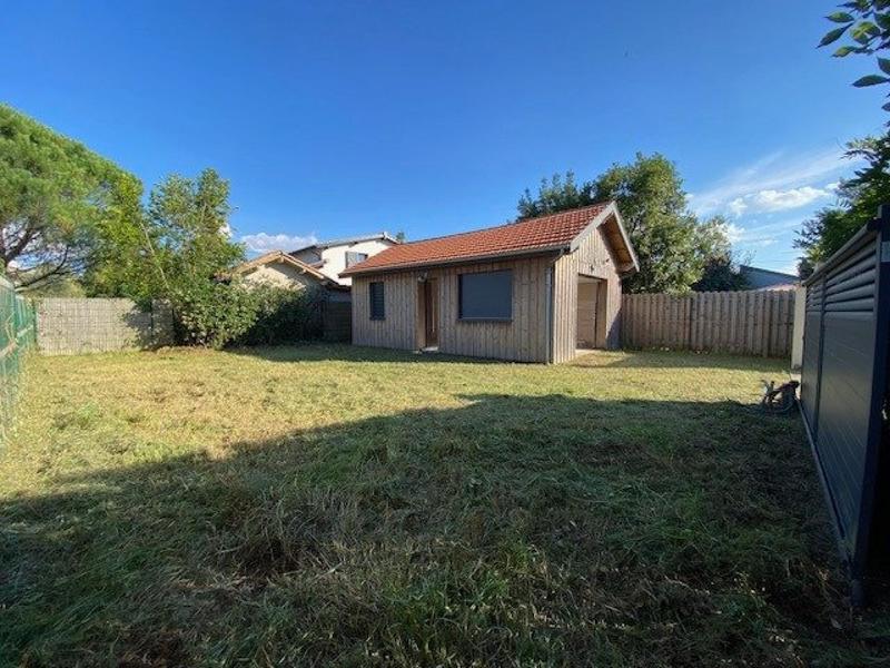 Terrain industriel - 195 m²