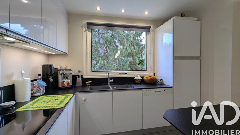 Maison - 188 m² - 8 pièces