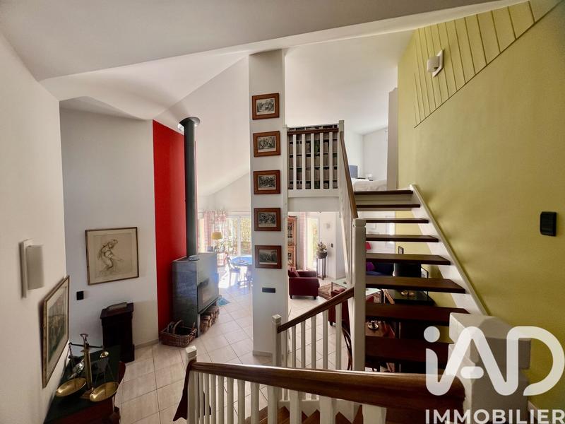 Maison - 185 m² - 6 pièces