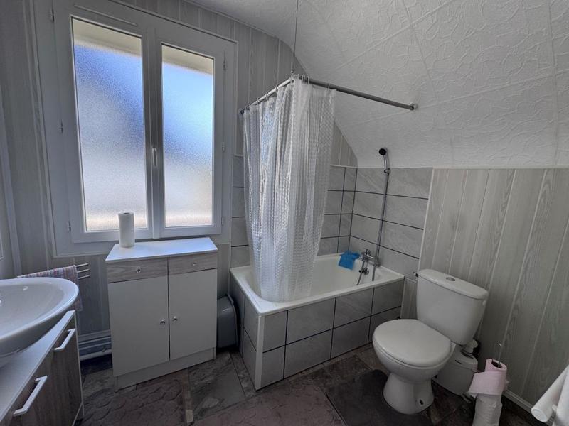 Maison - 93 m² - 4 pièces