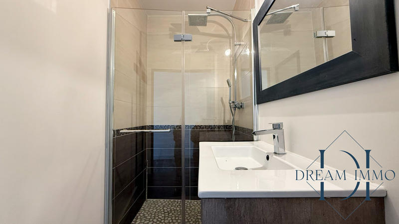 Maison contemporaine - 162 m² - 6 pièces