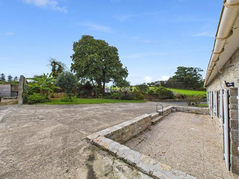 Corps de ferme - 187 m² - 6 pièces