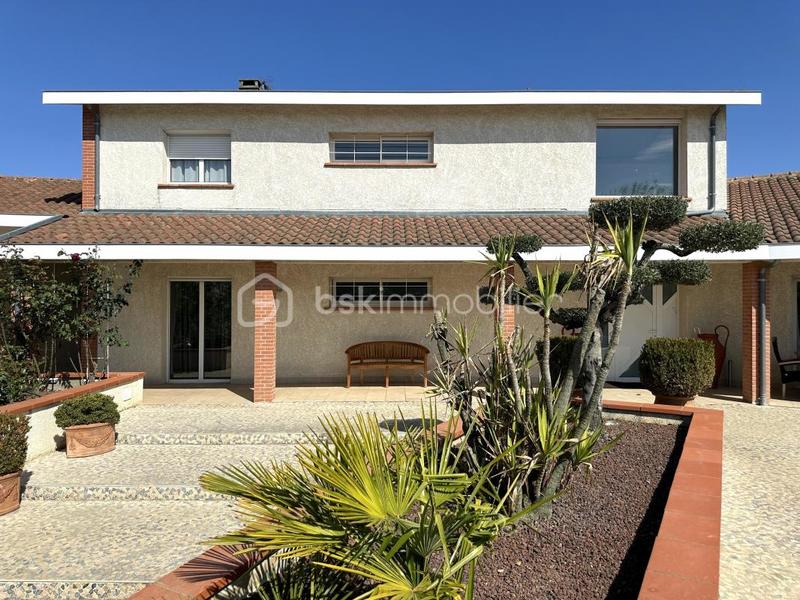 Villa - 254 m² - 7 pièces