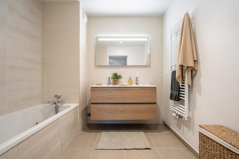 Appartement - 90 m² - 4 pièces