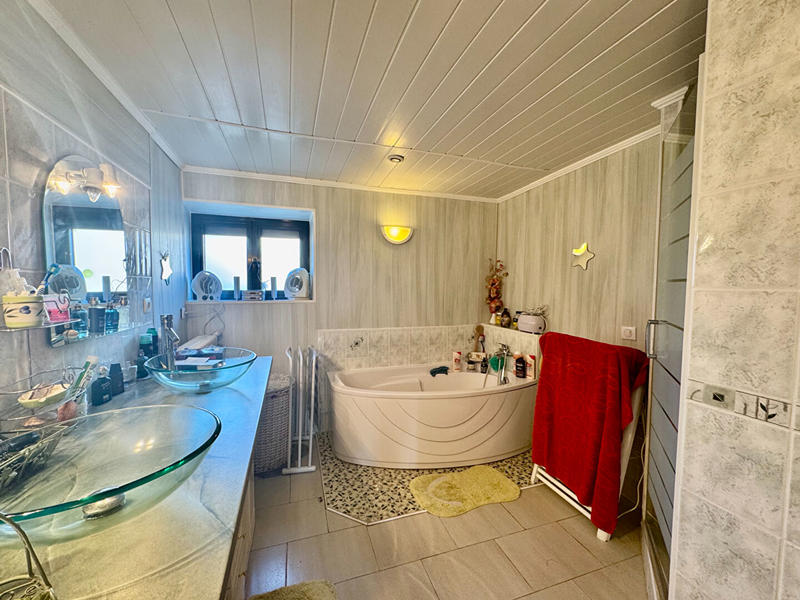 Maison - 167 m² - 5 pièces