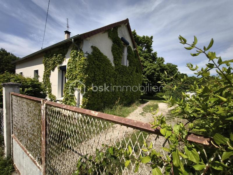 Maison traditionnelle - 97 m² - 5 pièces