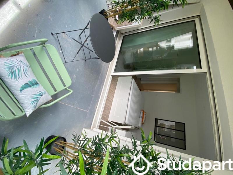 Chambre - 10 m² - 1 pièce