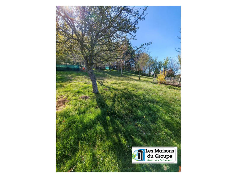 Terrain constructible - 880 m²