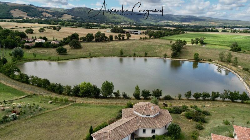 Maison d'architecte - 145 m² - 4 pièces