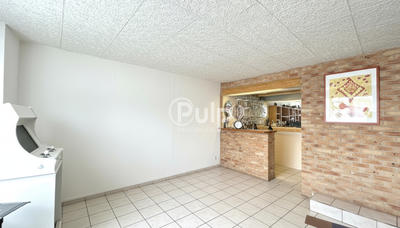 Maison - 260 m² - 7 pièces