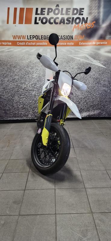 Husqvarna 701 Supermoto 700