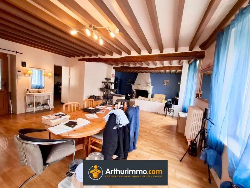 Maison - 232 m² - 8 pièces