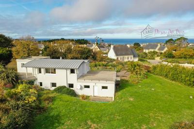 Maison - 180 m² - 7 pièces