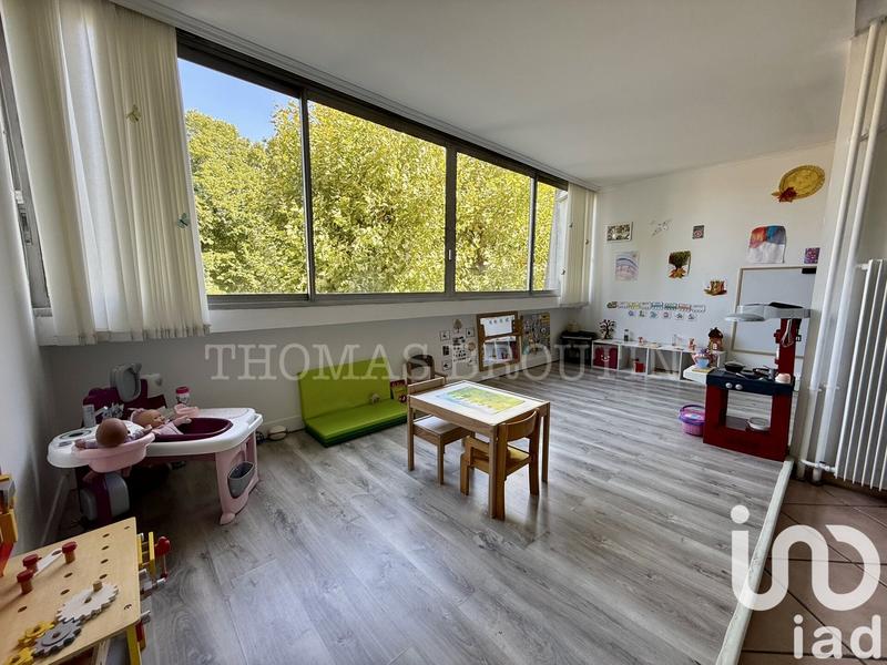 Appartement - 94 m² - 4 pièces
